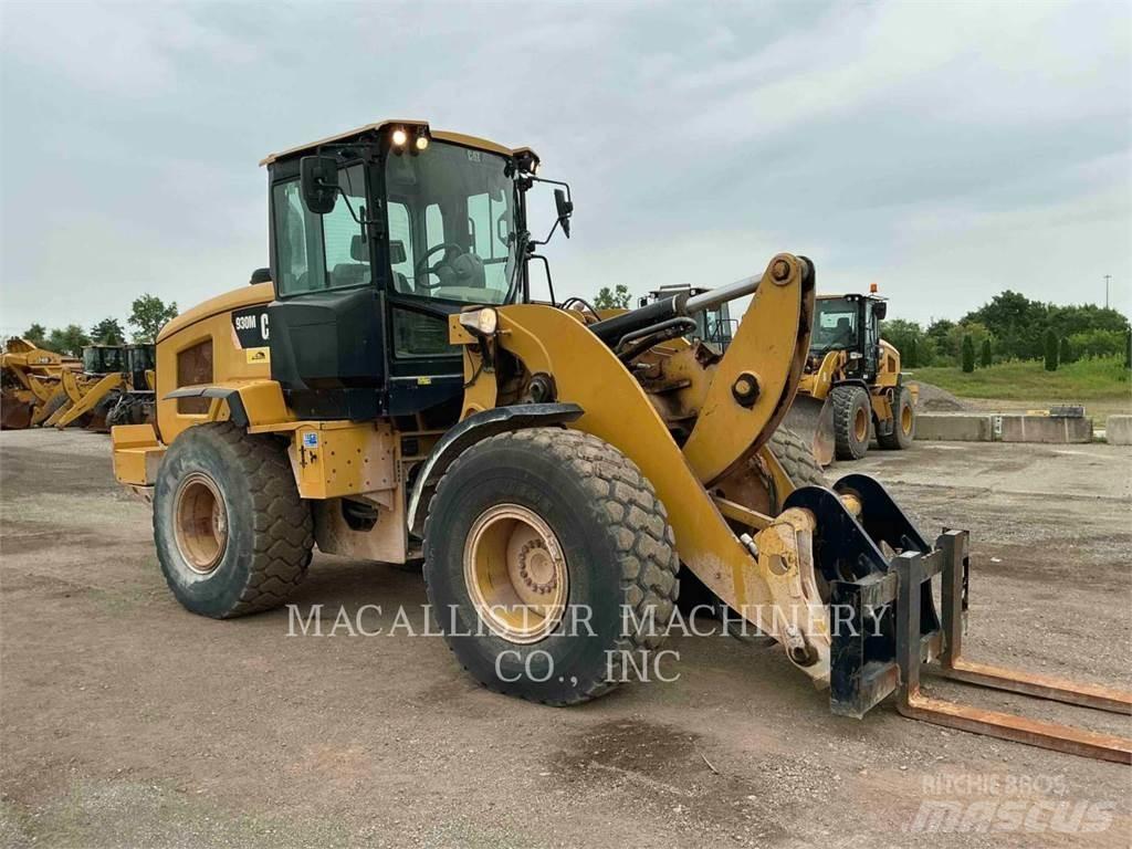 CAT 930M Chargeuse sur pneus