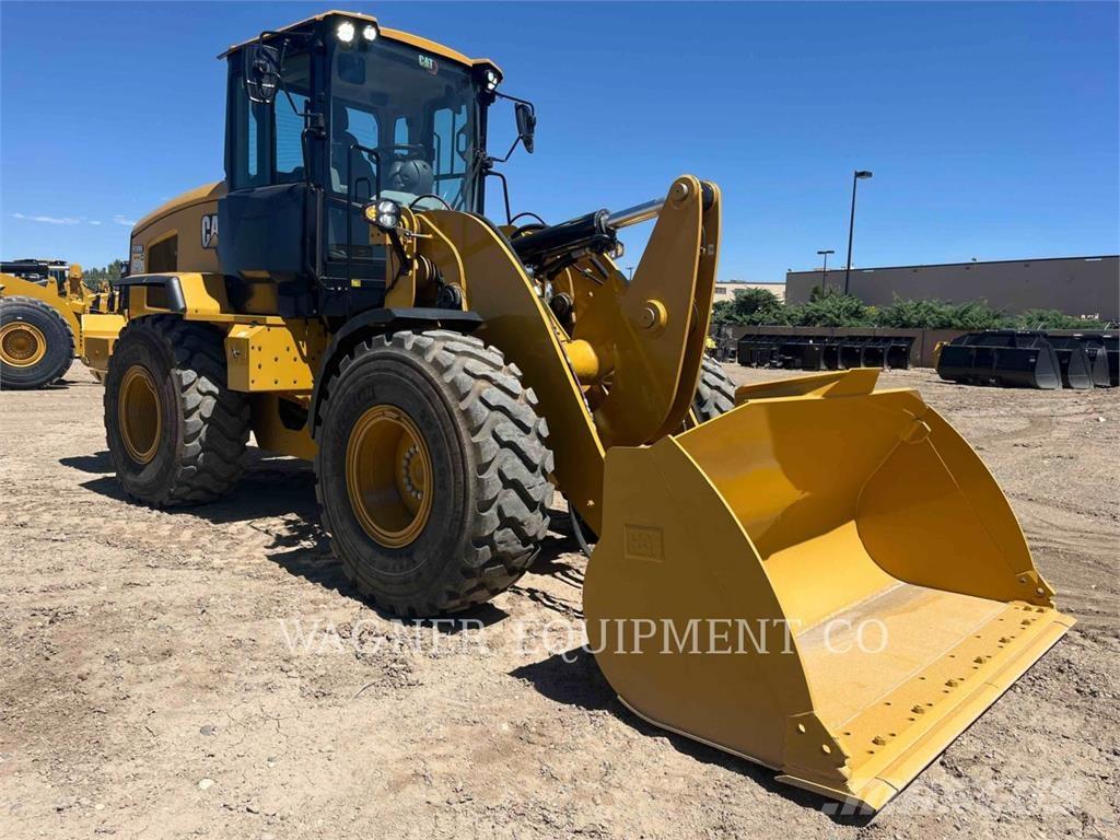 CAT 930M Chargeuse sur pneus