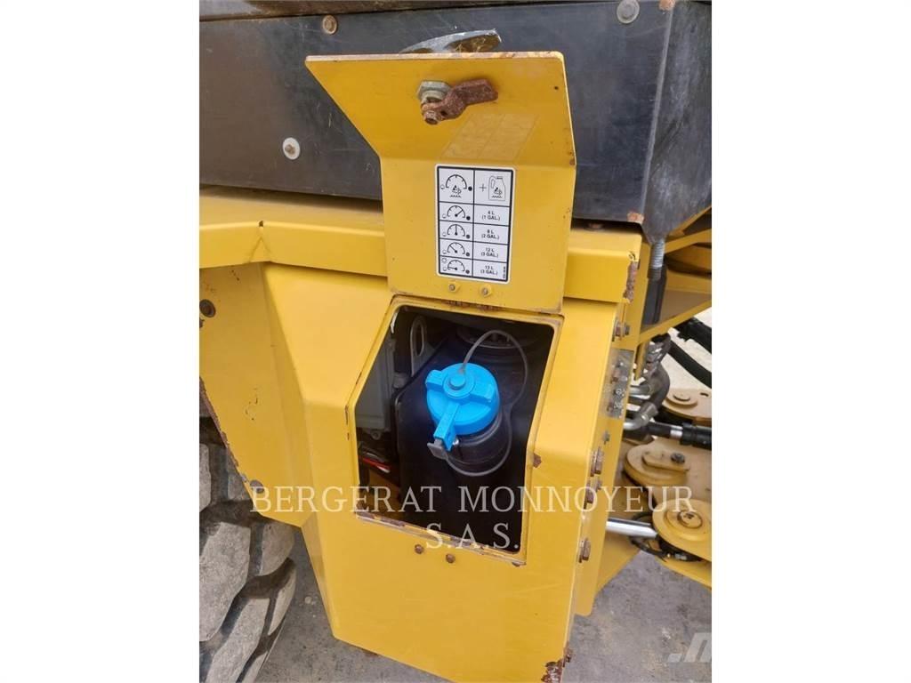 CAT 930M Chargeuse sur pneus