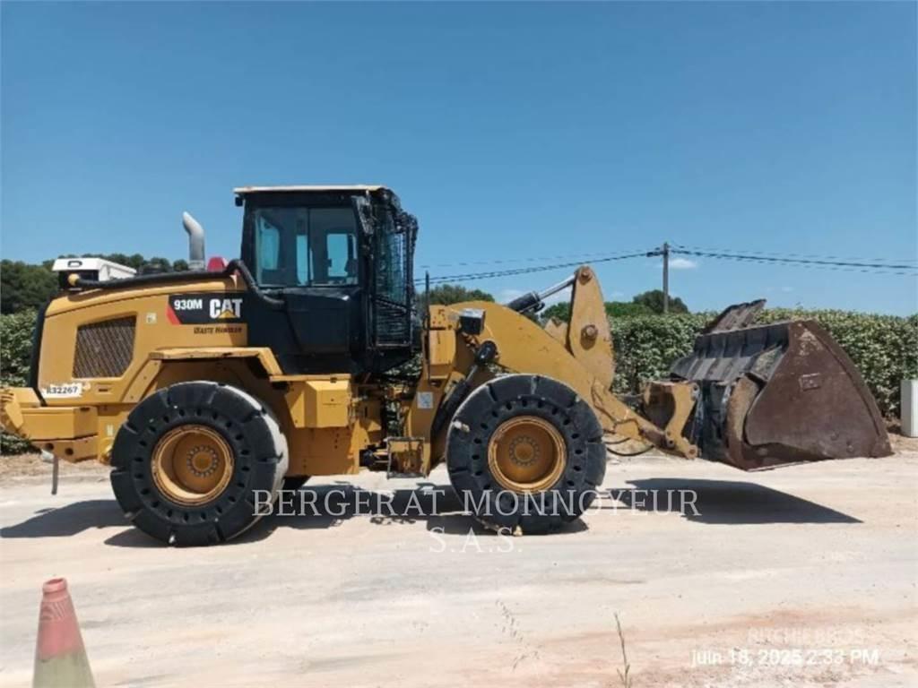 CAT 930M Chargeuse sur pneus