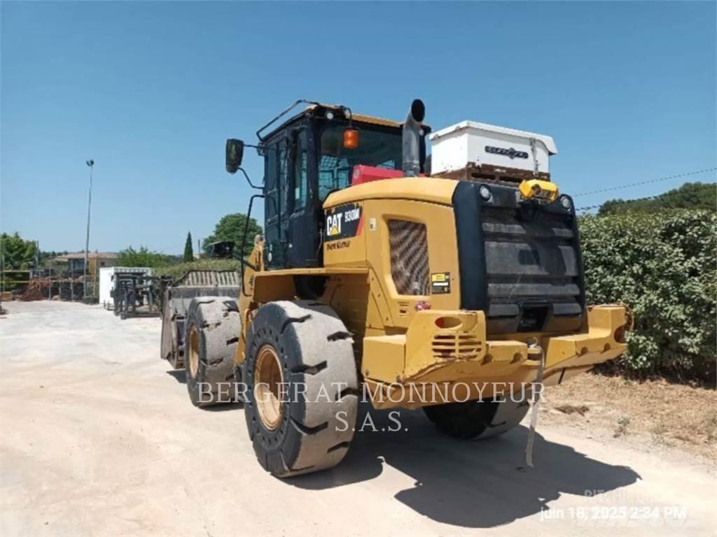 CAT 930M Chargeuse sur pneus