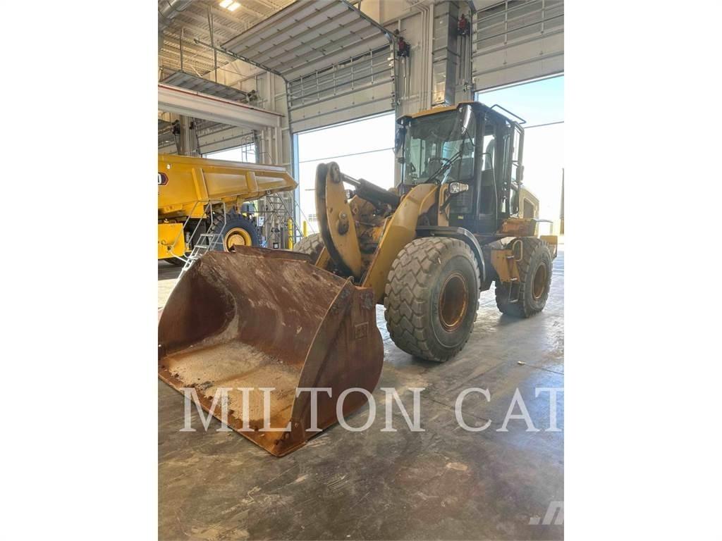 CAT 930M Chargeuse sur pneus