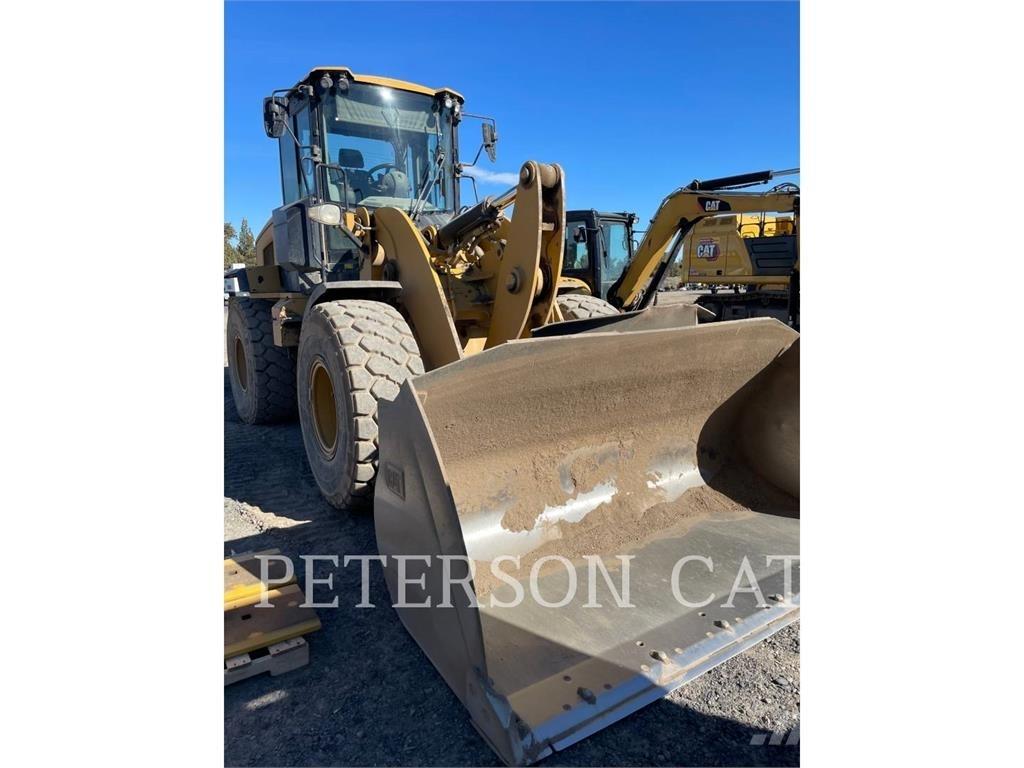 CAT 930M Chargeuse sur pneus