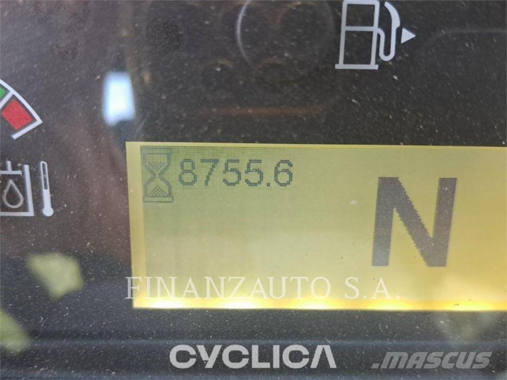 CAT 930M Chargeuse sur pneus