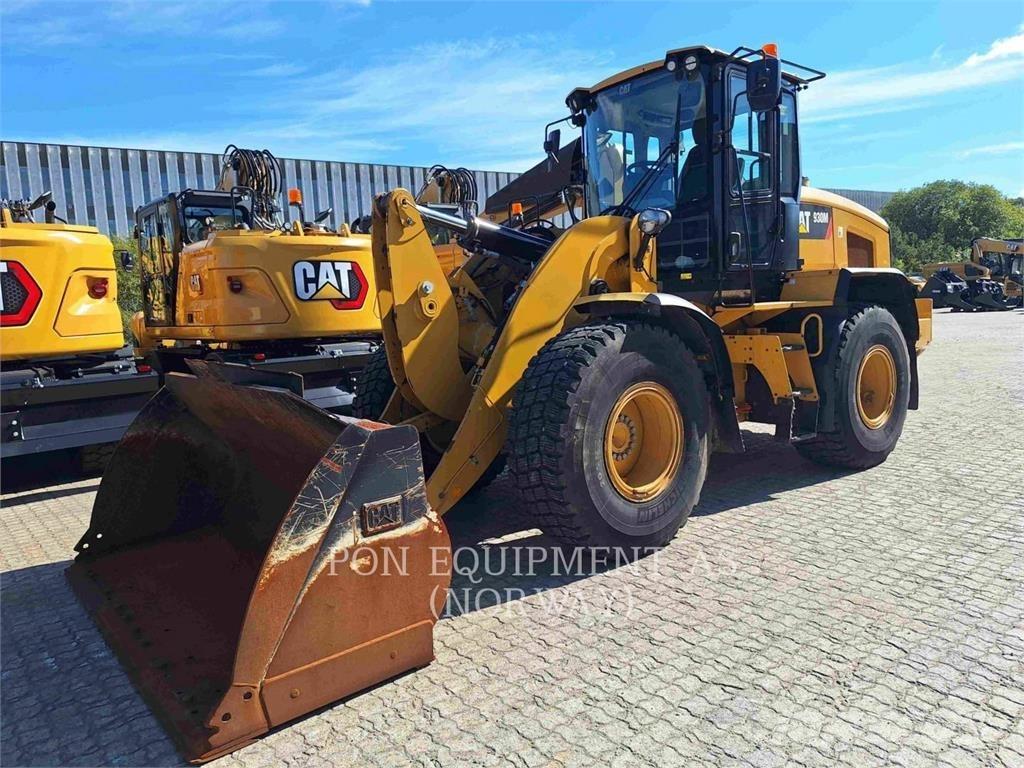 CAT 930M Chargeuse sur pneus
