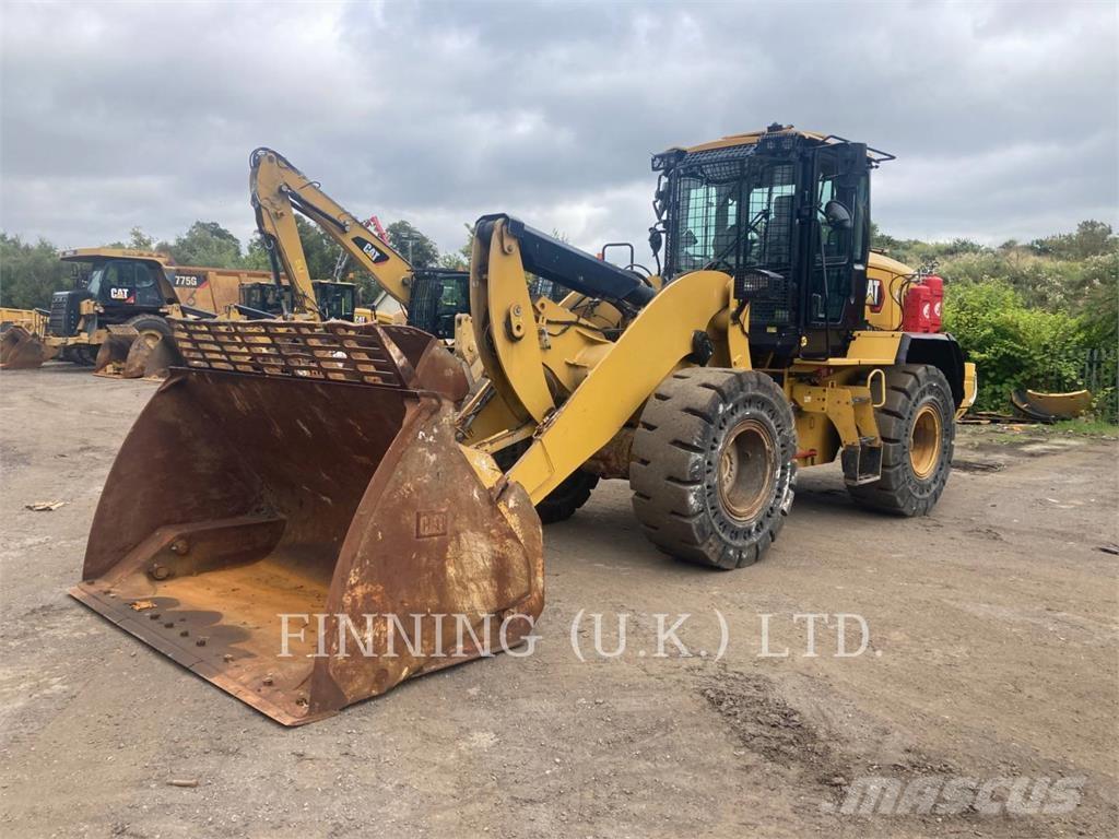 CAT 930M Chargeuse sur pneus
