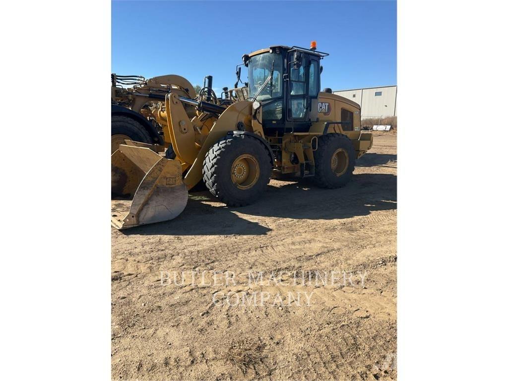 CAT 930M Chargeuse sur pneus
