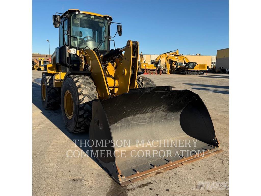 CAT 930M Chargeuse sur pneus