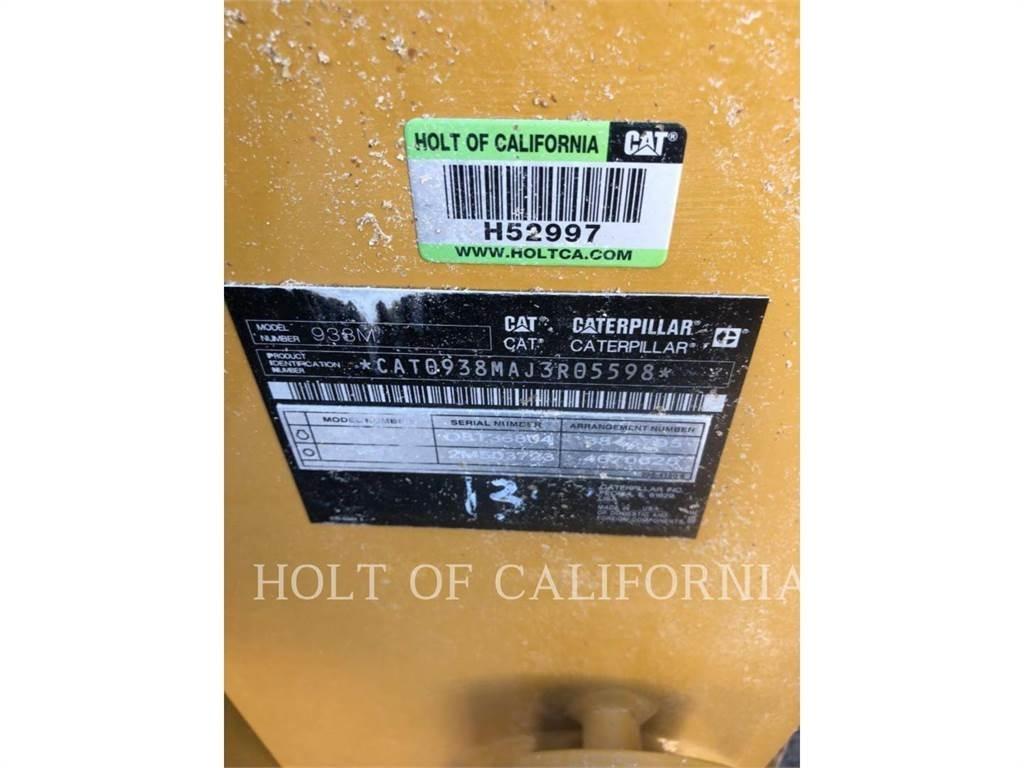 CAT 938 Chargeuse sur pneus