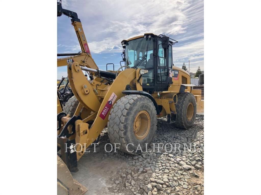 CAT 938 Chargeuse sur pneus