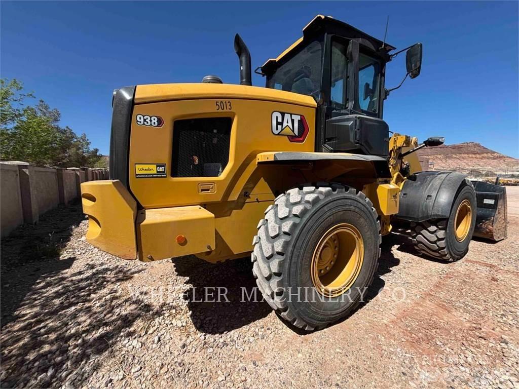 CAT 938 QC Chargeuse sur pneus