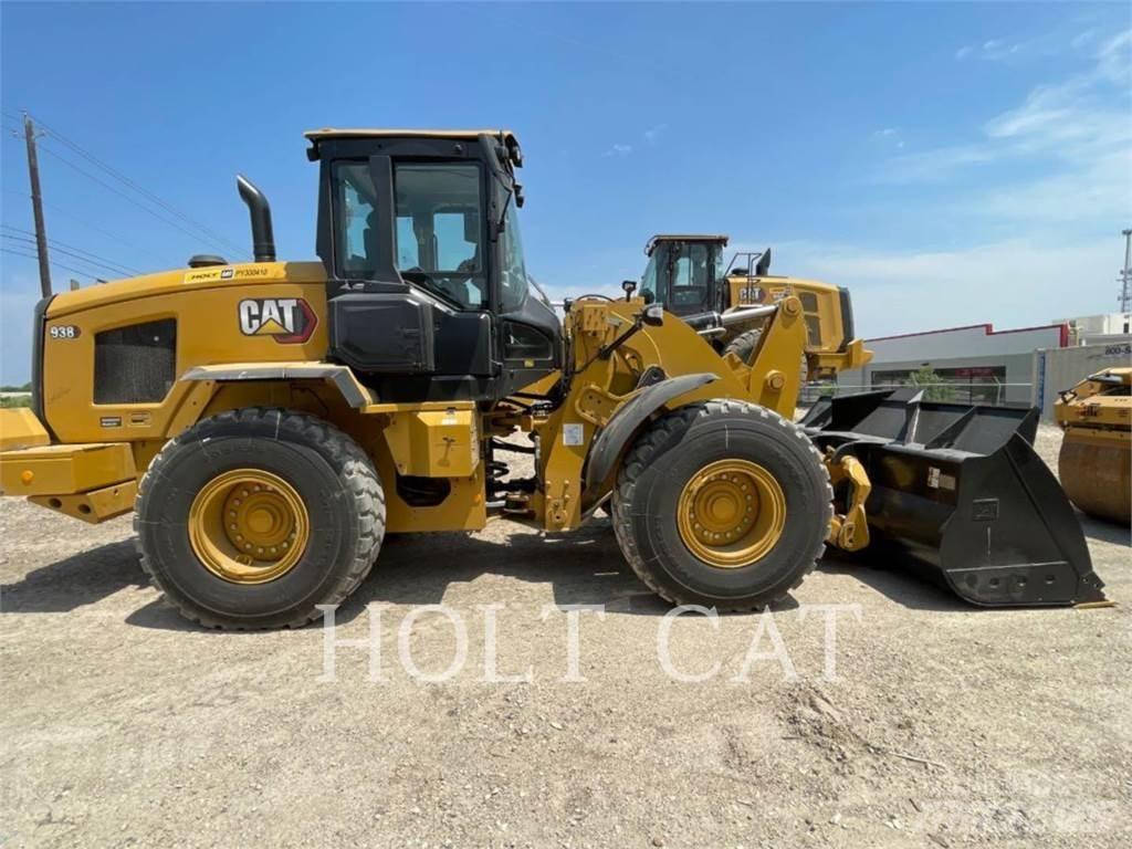 CAT 938 QC Chargeuse sur pneus