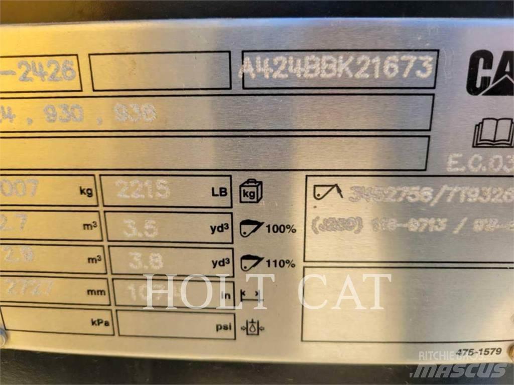CAT 938 QC Chargeuse sur pneus