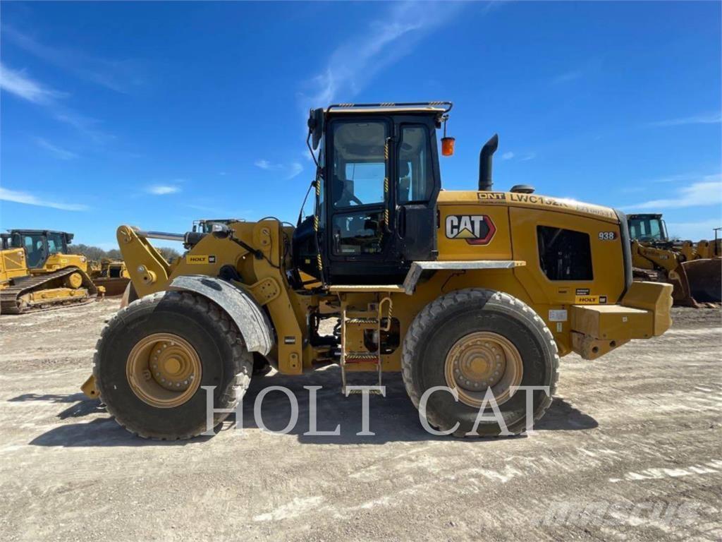 CAT 938 QC Chargeuse sur pneus