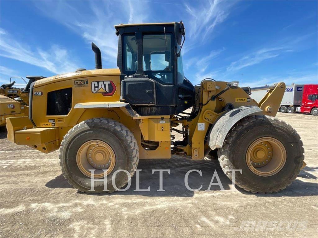 CAT 938 QC Chargeuse sur pneus