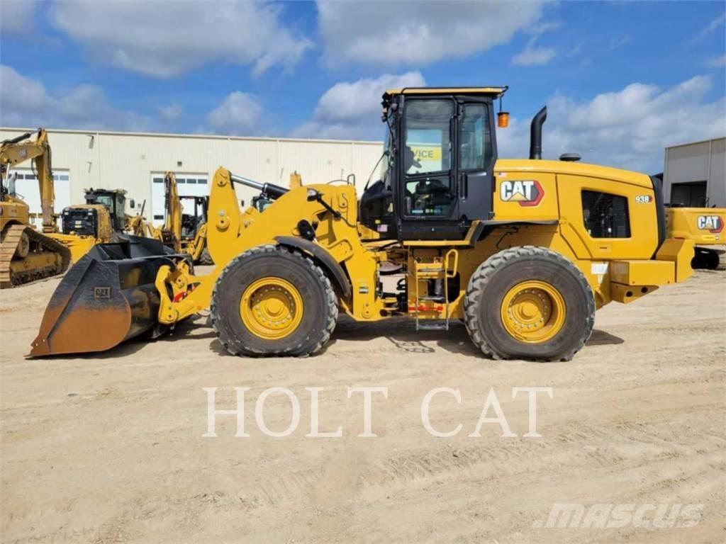 CAT 938 QC Chargeuse sur pneus
