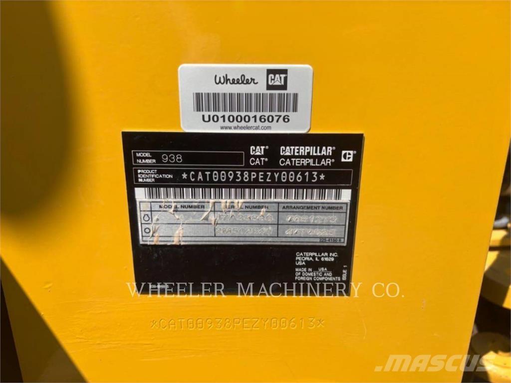 CAT 938 QC Chargeuse sur pneus
