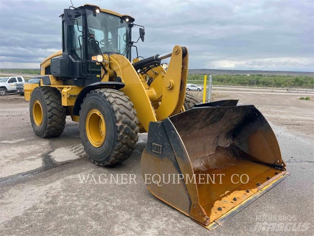 CAT 93814 Chargeuse sur pneus