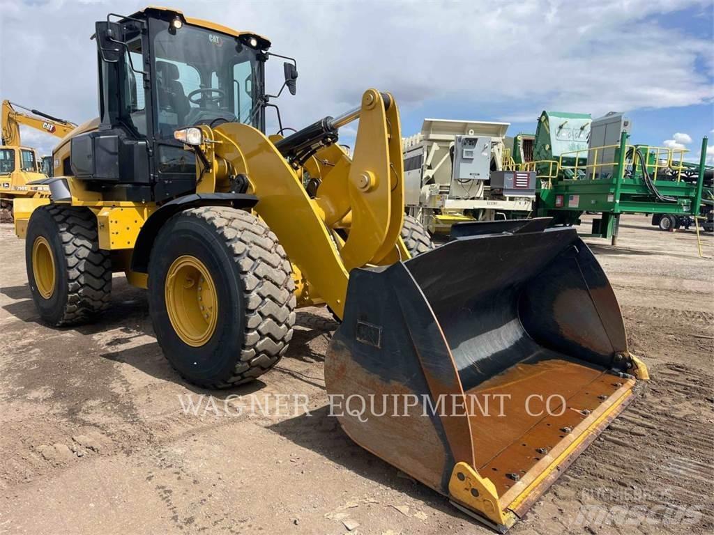 CAT 93814 Chargeuse sur pneus