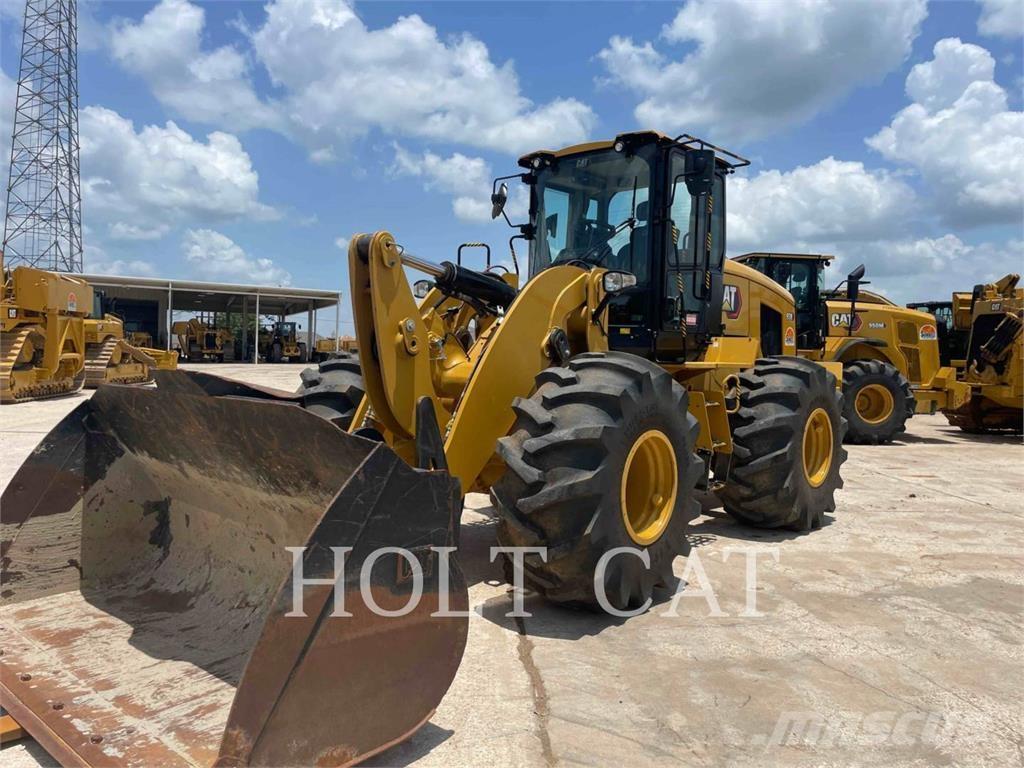 CAT 93814 Chargeuse sur pneus