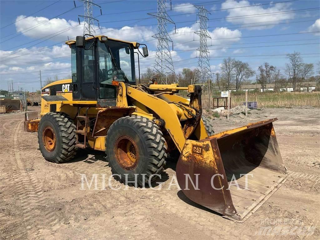 CAT 938G Chargeuse sur pneus