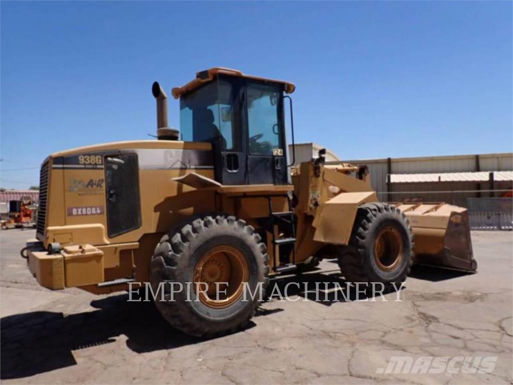 CAT 938G Chargeuse sur pneus