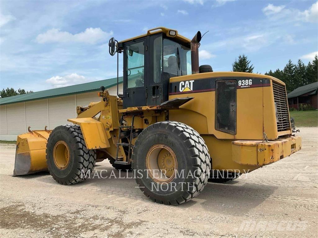 CAT 938G Chargeuse sur pneus