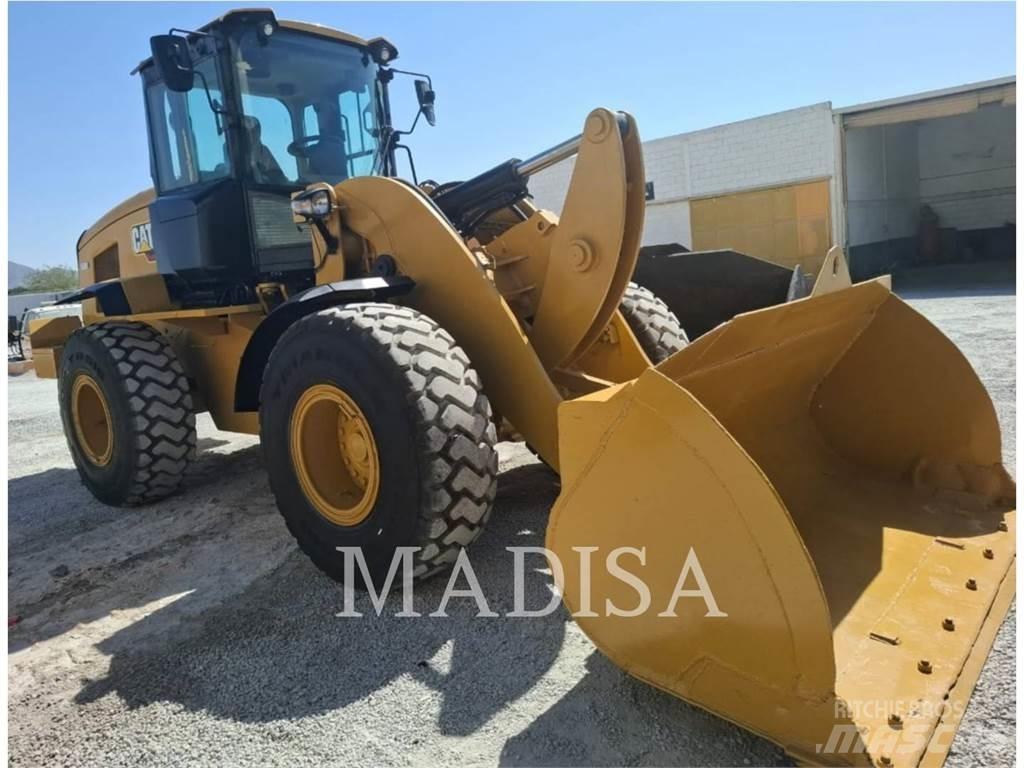 CAT 938K Chargeuse sur pneus
