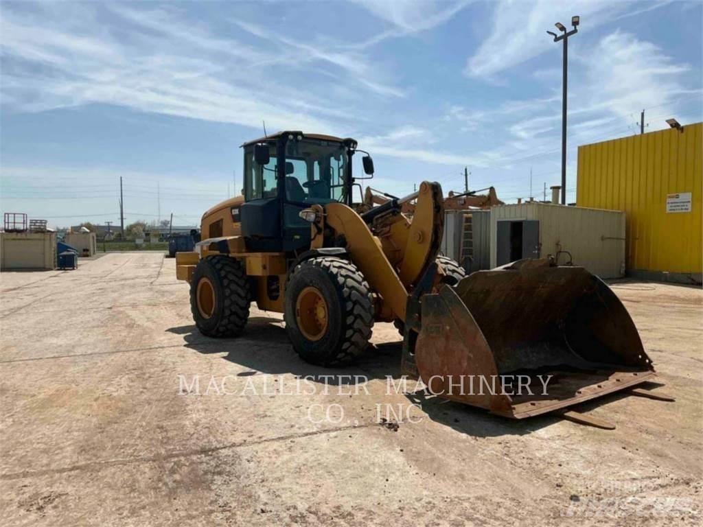 CAT 938K Chargeuse sur pneus