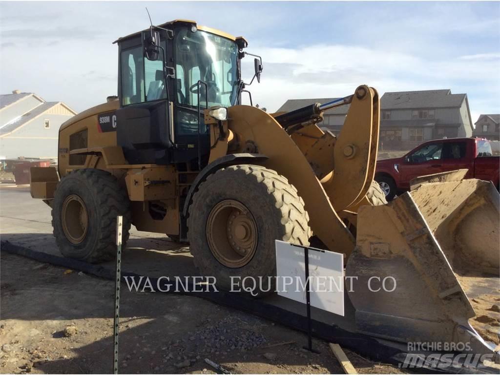 CAT 938M Chargeuse sur pneus