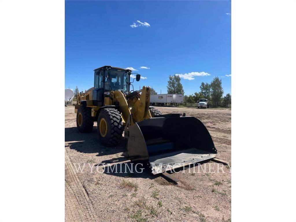 CAT 938M Chargeuse sur pneus