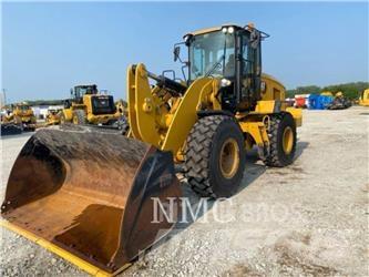 CAT 938M Chargeuse sur pneus