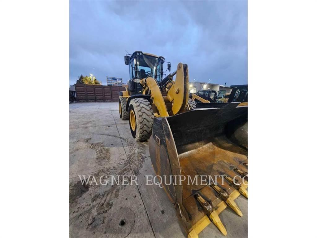 CAT 938M Chargeuse sur pneus