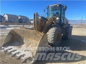 CAT 938M Chargeuse sur pneus
