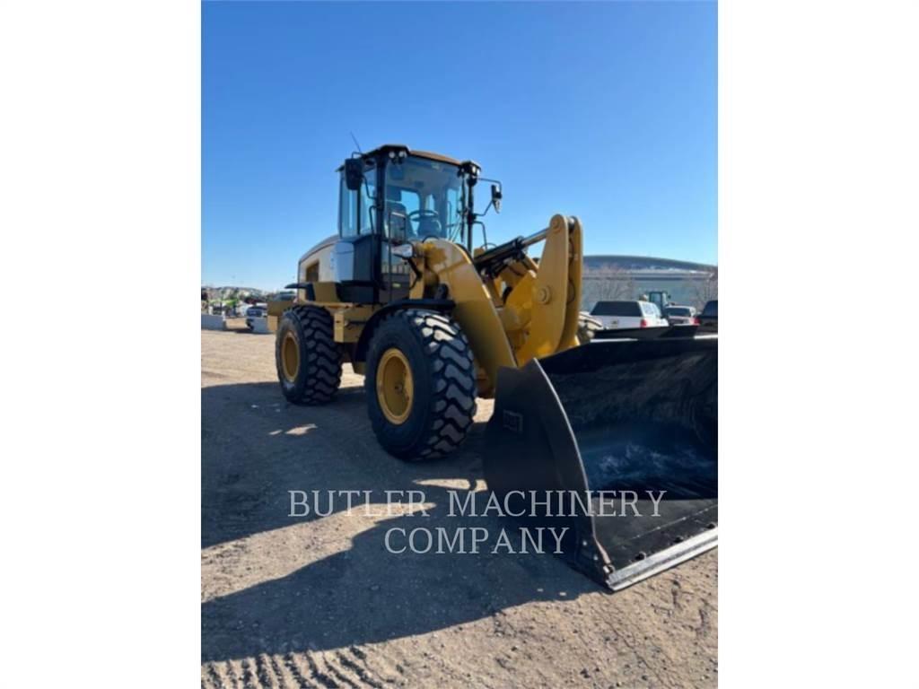 CAT 938M Chargeuse sur pneus