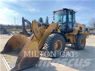 CAT 938M Chargeuse sur pneus
