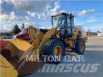 CAT 938M Chargeuse sur pneus