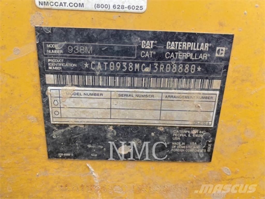 CAT 938M Chargeuse sur pneus