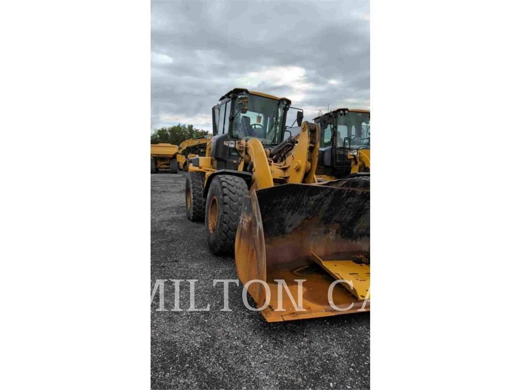 CAT 938M Chargeuse sur pneus