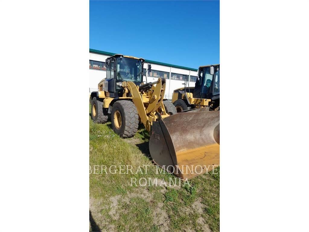 CAT 938M Chargeuse sur pneus