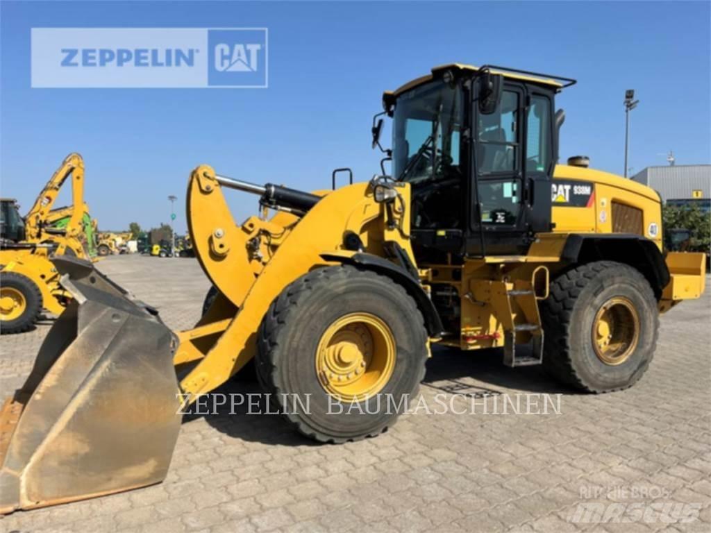 CAT 938M Chargeuse sur pneus