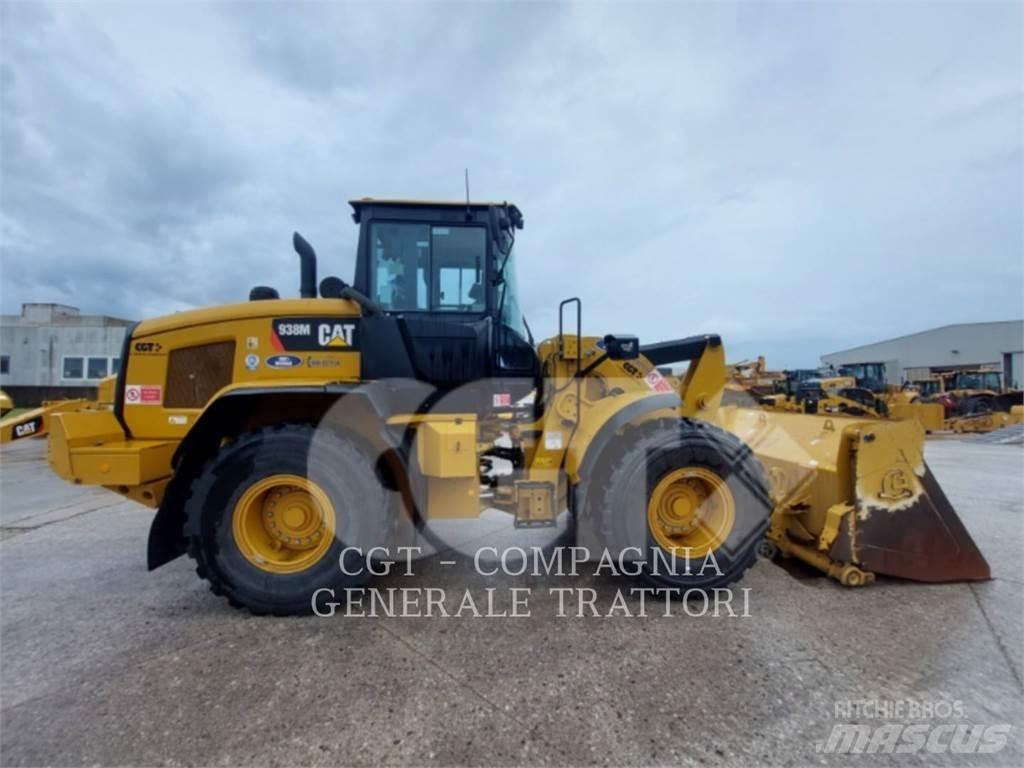 CAT 938M Chargeuse sur pneus