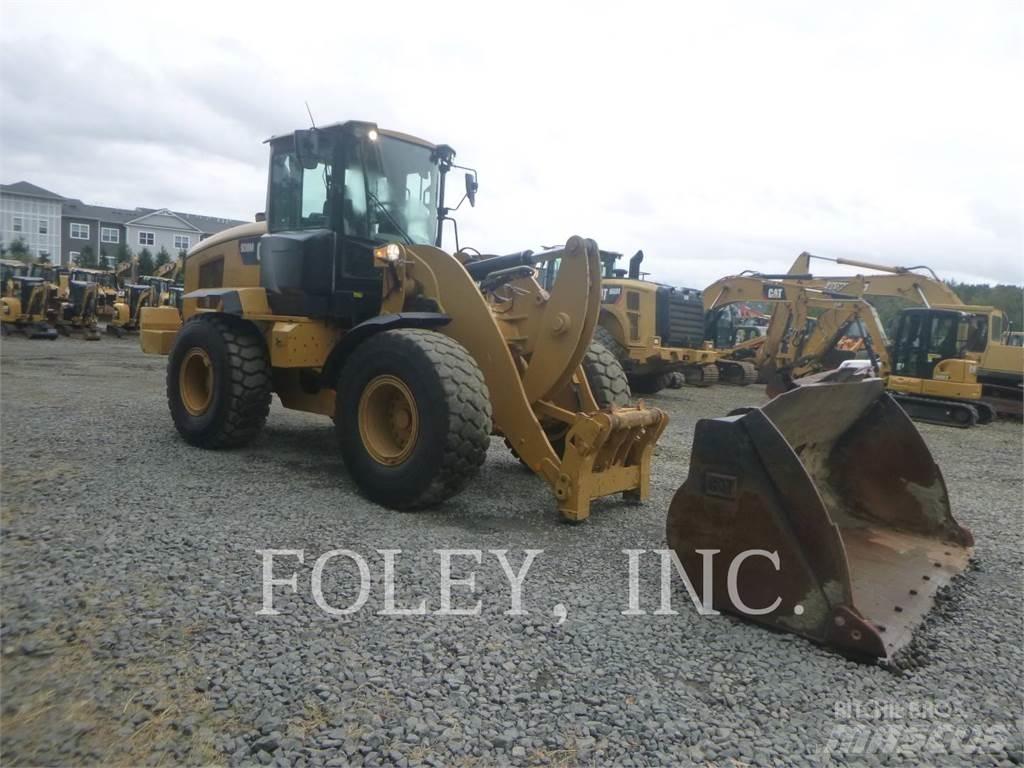 CAT 938M Chargeuse sur pneus