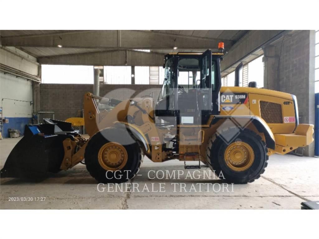 CAT 938M Chargeuse sur pneus