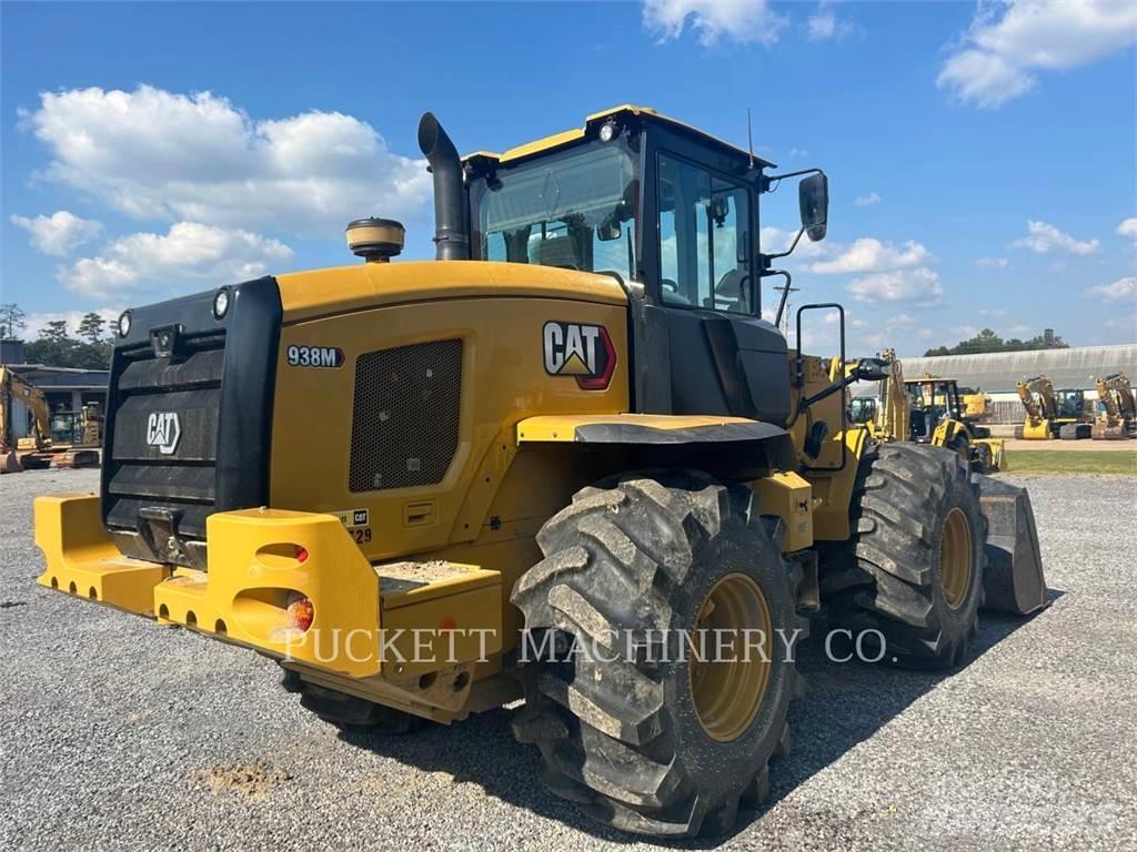 CAT 938M Chargeuse sur pneus