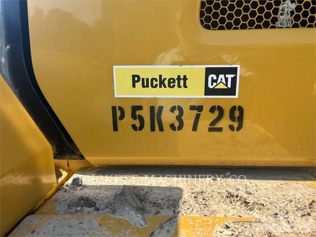 CAT 938M Chargeuse sur pneus