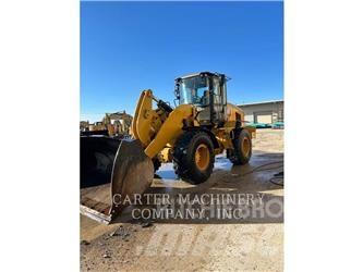 CAT 938M Chargeuse sur pneus