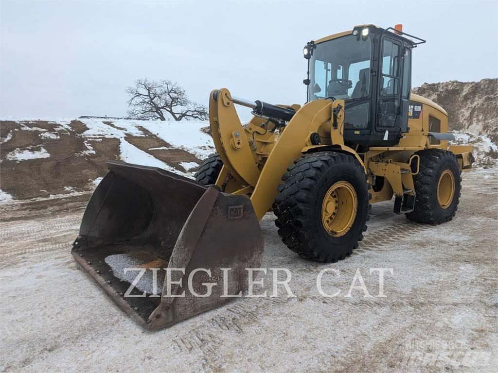 CAT 938M Chargeuse sur pneus