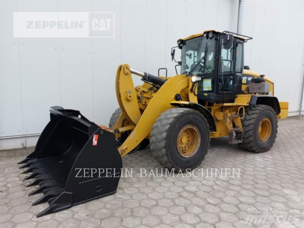 CAT 938M Chargeuse sur pneus