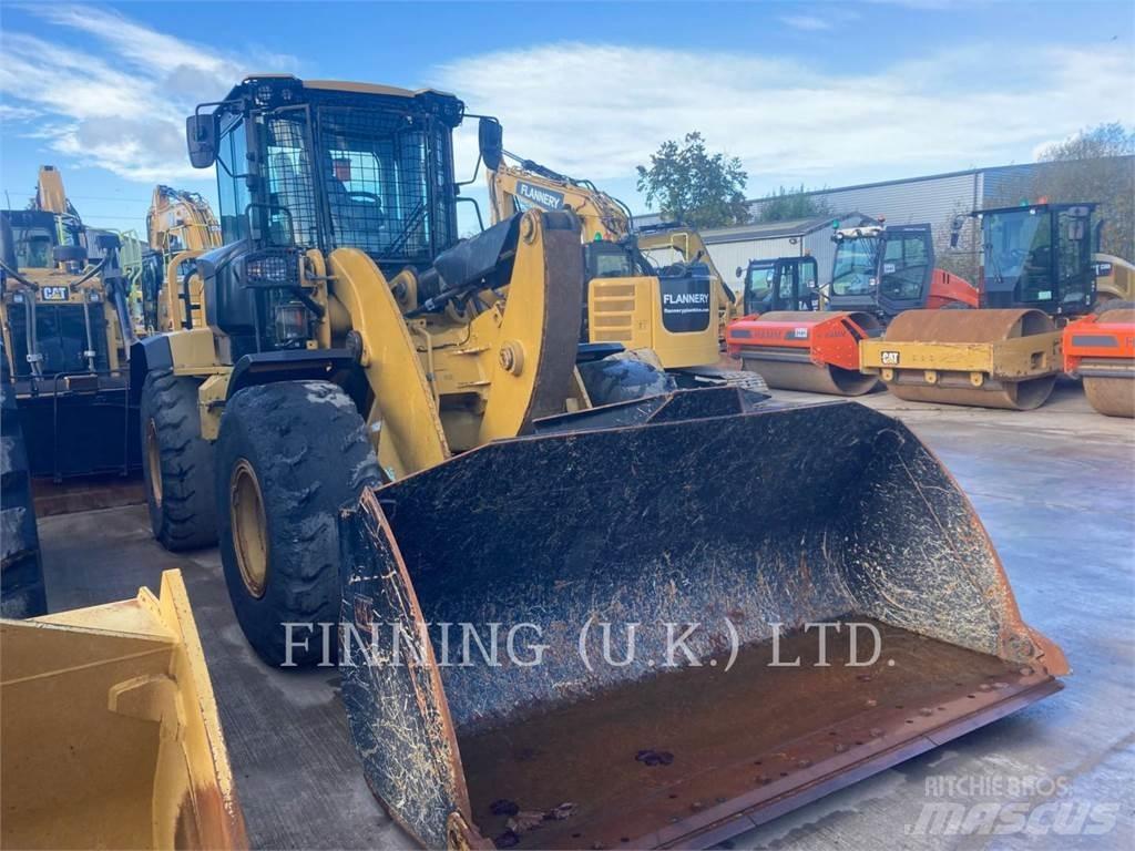CAT 938M Chargeuse sur pneus